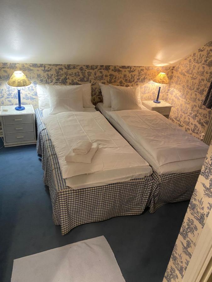 Apertins Hotell Kil Екстер'єр фото